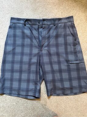 Pebble Beach Gray Plaid Golf Cargo Shorts